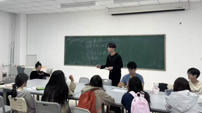 图三